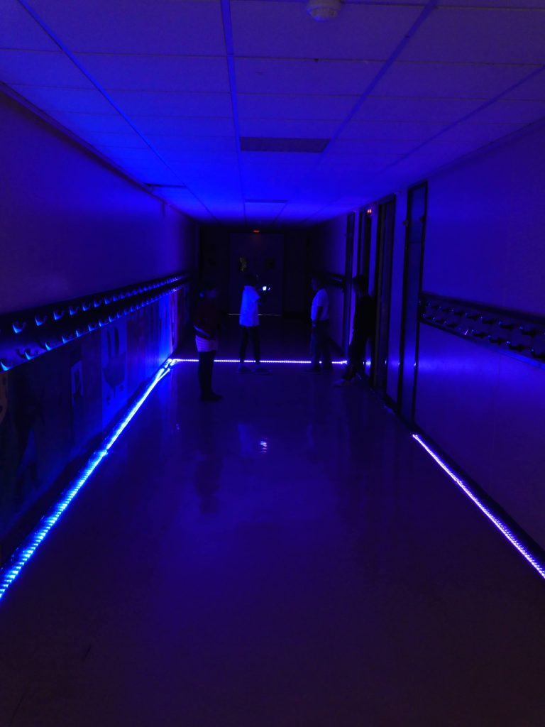 L’entrée du vaisseau spatial.
