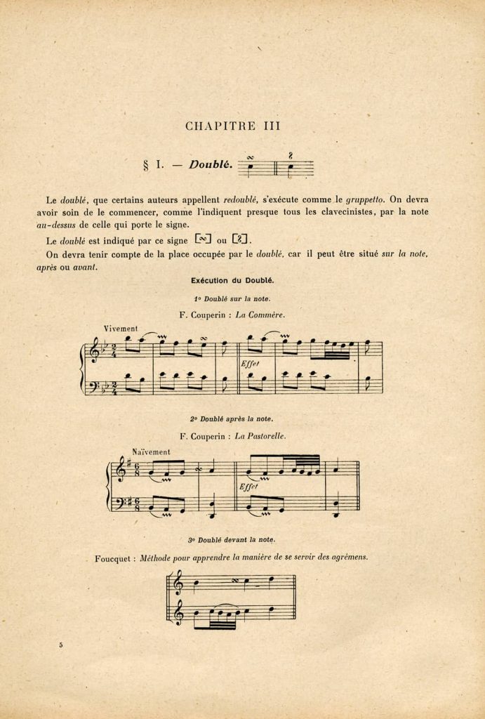 Paul Brunold, Traité des signes et agréments employés par les clavecinistes français des xviie et xviiie siècles. Préface de Maurice Emmanuel, Professeur d’Histoire au Conservatoire National de Musique et de Déclamation, Lyon, Les Éditions musicales Janin, 1925, p. 33 (collection particulière).